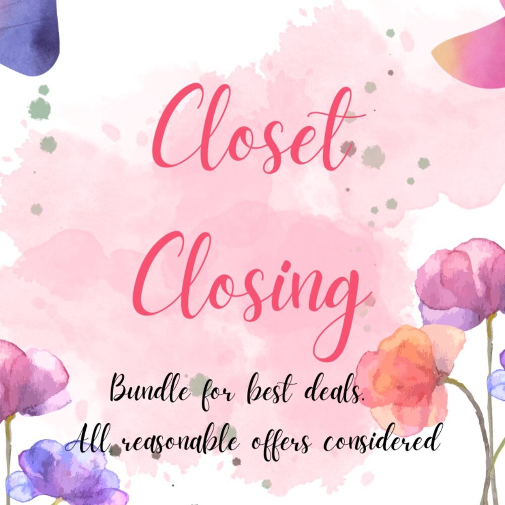 CLOSET CLOSING - Picture 1 of 1
